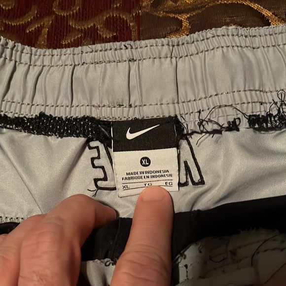 Nike Boardshorts Swim Trunks - Picture 5 of 8